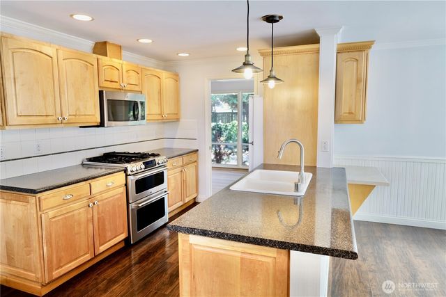 14139 SE 45th Street, Bellevue, WA 98006