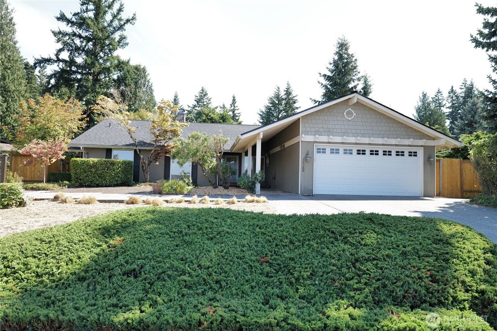 14139 SE 45th Street, Bellevue, WA 98006