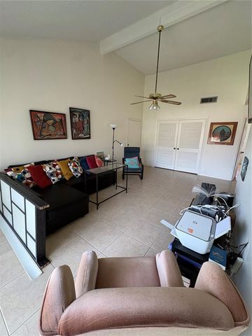 436 WINDMEADOWS STREET 436, Altamonte Springs, FL 32701