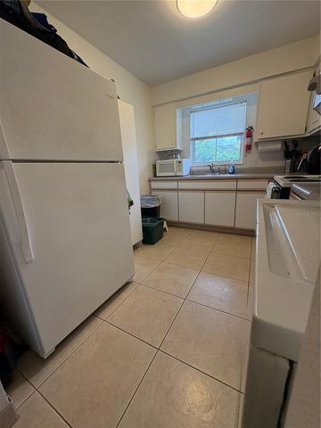 436 WINDMEADOWS STREET 436, Altamonte Springs, FL 32701
