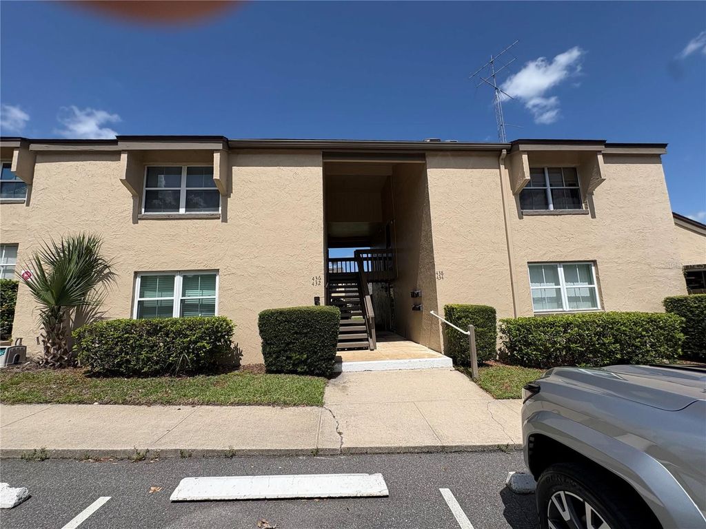 436 WINDMEADOWS STREET 436, Altamonte Springs, FL 32701