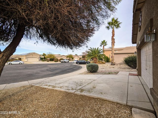 16071 W GELDING Drive, Surprise, AZ 85379