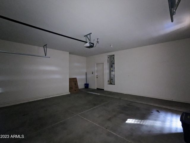 16071 W GELDING Drive, Surprise, AZ 85379