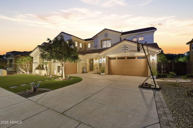 4221 S NEWPORT Street, Chandler, AZ 85249