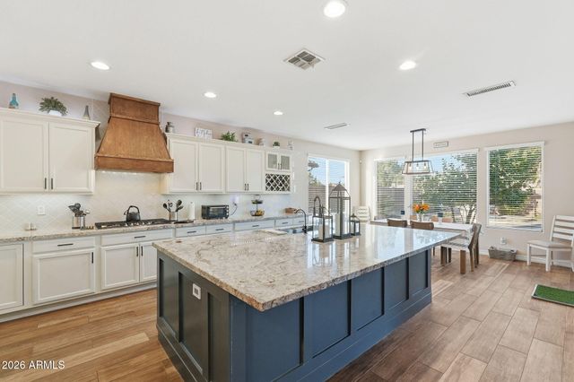 4221 S NEWPORT Street, Chandler, AZ 85249