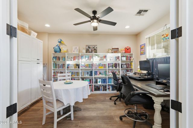 4221 S NEWPORT Street, Chandler, AZ 85249