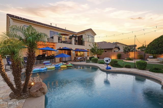 4221 S NEWPORT Street, Chandler, AZ 85249