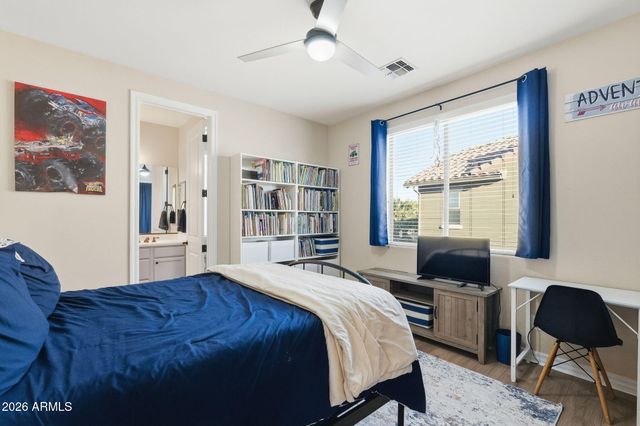 4221 S NEWPORT Street, Chandler, AZ 85249