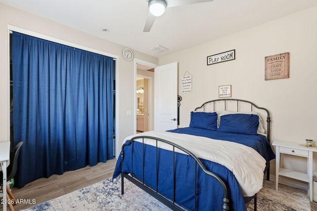 4221 S NEWPORT Street, Chandler, AZ 85249