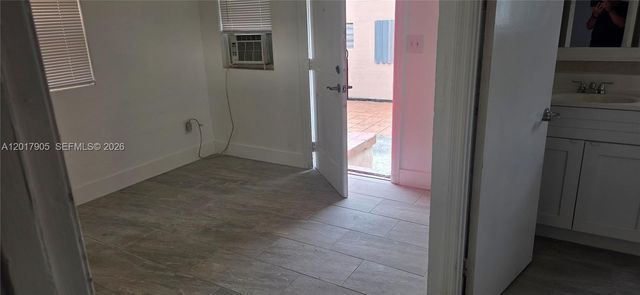 2761 NW 16th Ter 2, Miami, FL 33125