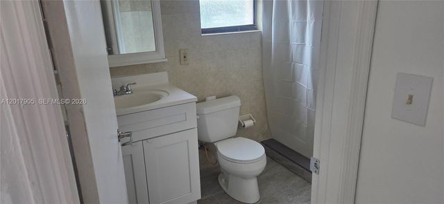 2761 NW 16th Ter 2, Miami, FL 33125