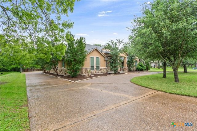 228 Claremont Drive, Belton, TX 76513