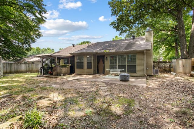 29 Shaded Oaks Dr, Cabot, AR 72023