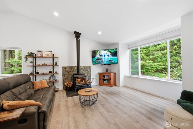 132 Goliah Lane, Port Ludlow, WA 98365