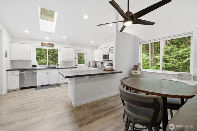 132 Goliah Lane, Port Ludlow, WA 98365