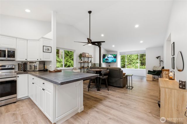 132 Goliah Lane, Port Ludlow, WA 98365