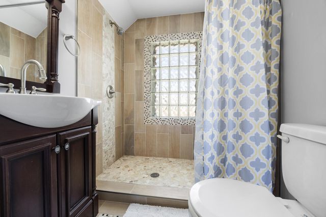 4741 Edgewood Avenue N, Crystal, MN 55428