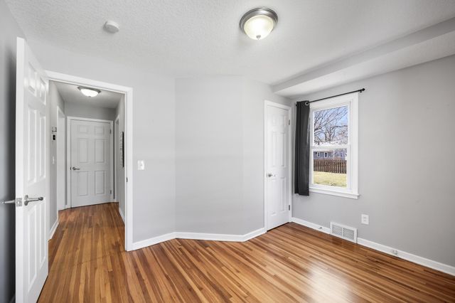 4741 Edgewood Avenue N, Crystal, MN 55428