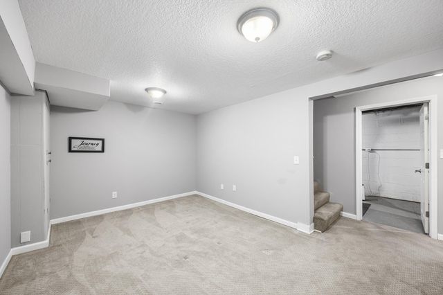 4741 Edgewood Avenue N, Crystal, MN 55428