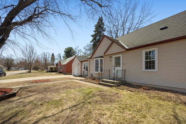 4741 Edgewood Avenue N, Crystal, MN 55428