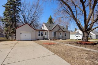 4741 Edgewood Avenue N, Crystal, MN 55428