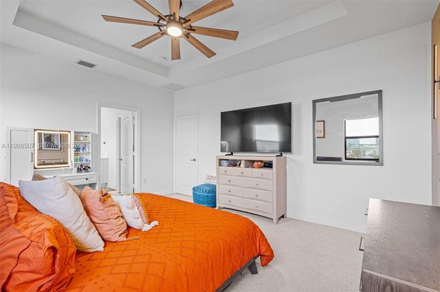 4917 Oakmont Dr, Dania Beach, FL 33312