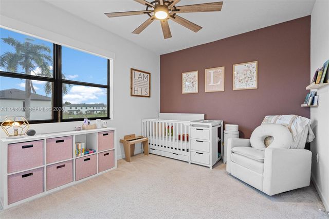 4917 Oakmont Dr, Dania Beach, FL 33312