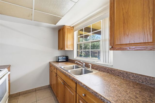 1845 S HIGHLAND AVENUE 5-11, Clearwater, FL 33756