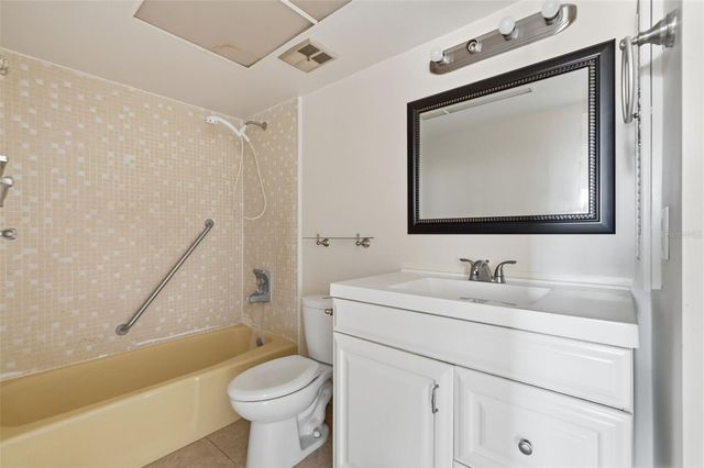 1845 S HIGHLAND AVENUE 5-11, Clearwater, FL 33756