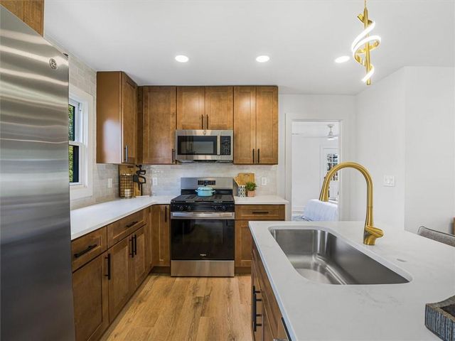 960 Pine Forest Drive SW, Mableton, GA 30126