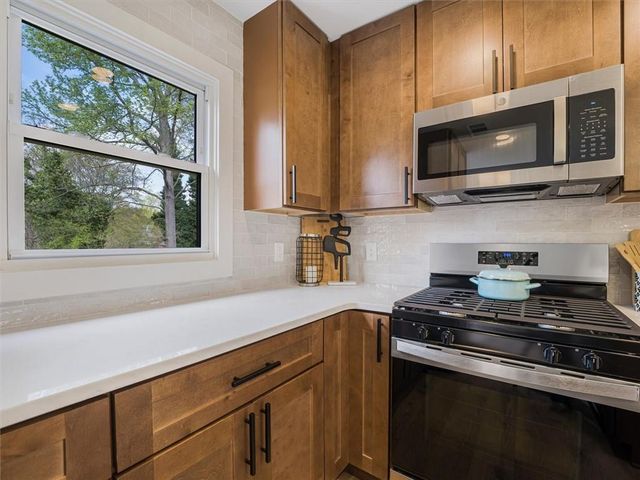 960 Pine Forest Drive SW, Mableton, GA 30126