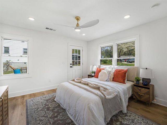 960 Pine Forest Drive SW, Mableton, GA 30126