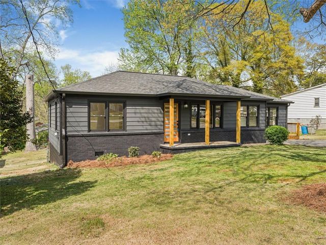 960 Pine Forest Drive SW, Mableton, GA 30126