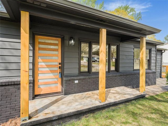 960 Pine Forest Drive SW, Mableton, GA 30126