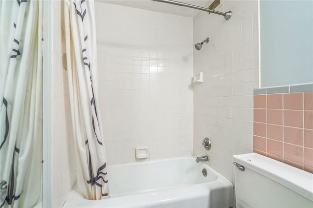 112 Washington Pl 5J, Downtown Pgh, PA 15219