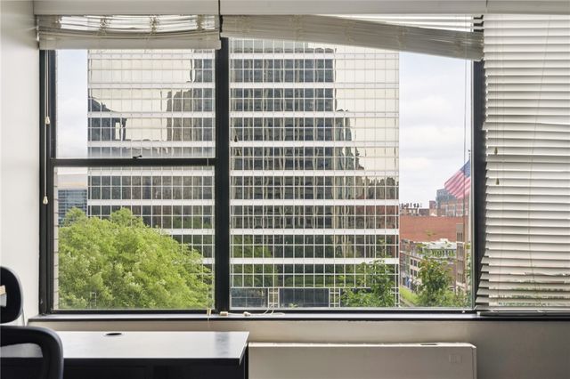 112 Washington Pl 5J, Downtown Pgh, PA 15219