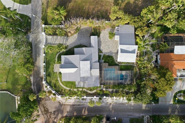 604 NORSOTA WAY, Sarasota, FL 34242