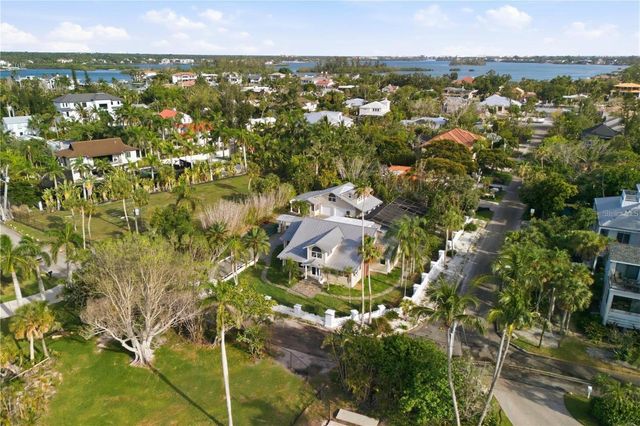 604 NORSOTA WAY, Sarasota, FL 34242
