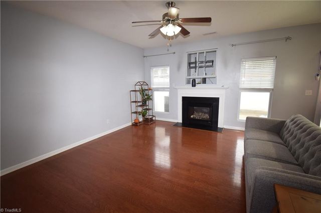 136 Penry Lane, Clemmons, NC 27012