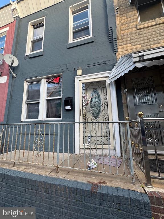 2427 N GRATZ ST, Philadelphia, PA 19132