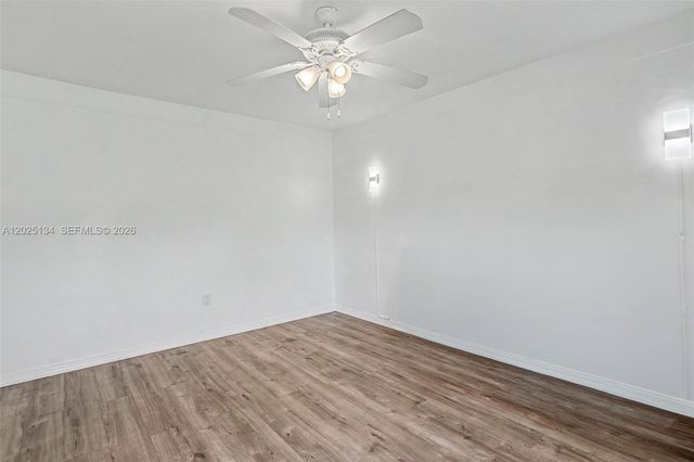 60 NW 79th St 14, Miami, FL 33150