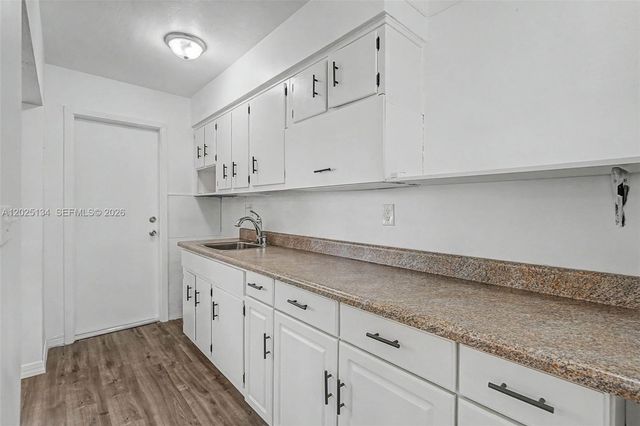 60 NW 79th St 14, Miami, FL 33150