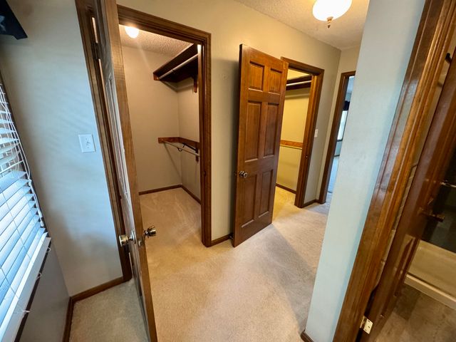 1861 N Chelsea Dr, El Dorado, KS 67042