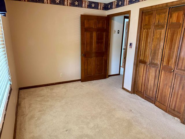 1861 N Chelsea Dr, El Dorado, KS 67042