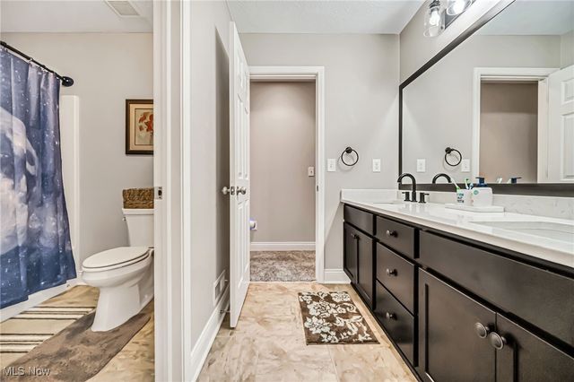 21176 Hickory Branch Trail, Strongsville, OH 44149