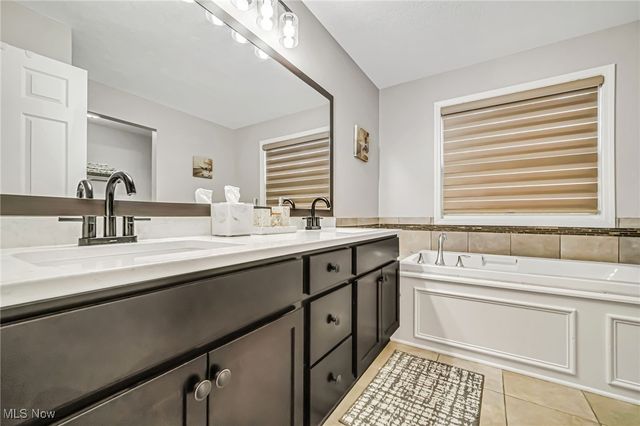 21176 Hickory Branch Trail, Strongsville, OH 44149