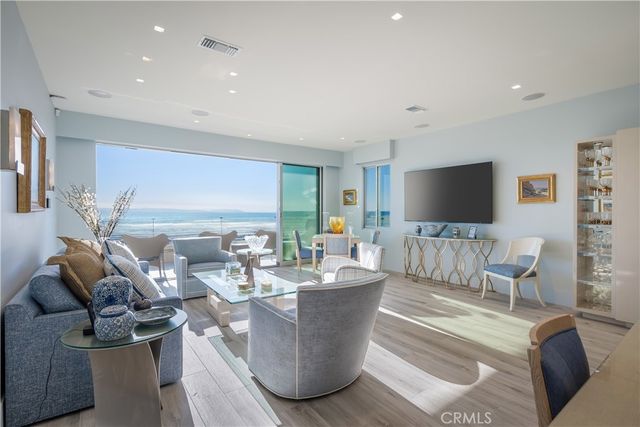 3407 W Oceanfront, Newport Beach, CA 92663