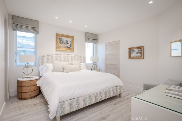 3407 W Oceanfront, Newport Beach, CA 92663