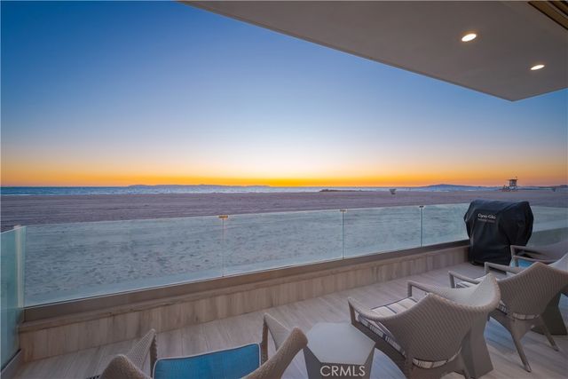 3407 W Oceanfront, Newport Beach, CA 92663