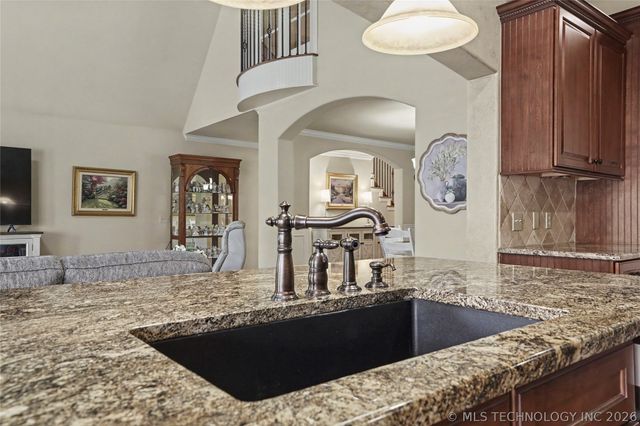 10943 S 77th East Place, Tulsa, OK 74133